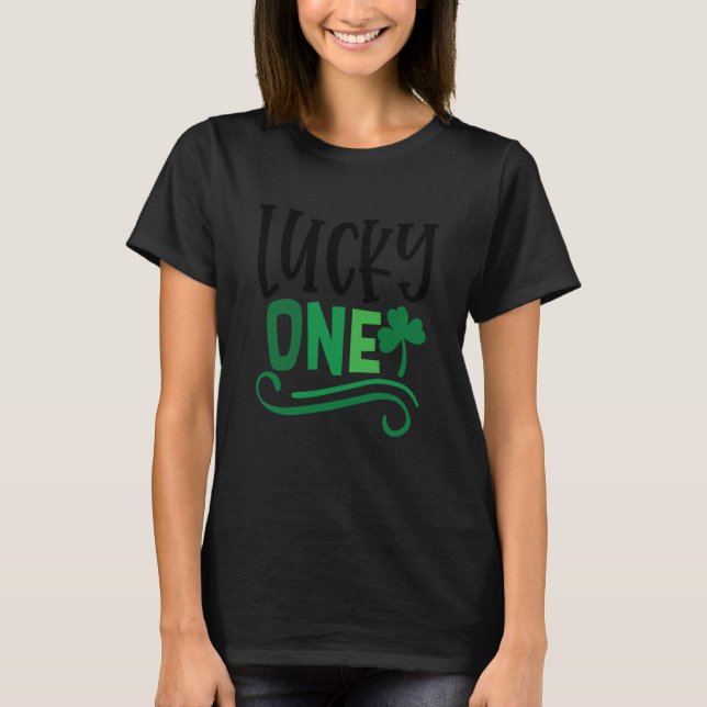 Lucky One C Irish Ireland Green T-Shirt (Front)