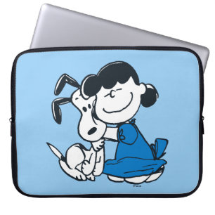 Lucy Hugging Snoopy Laptop Sleeve