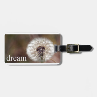 Luggage tag for dreamers