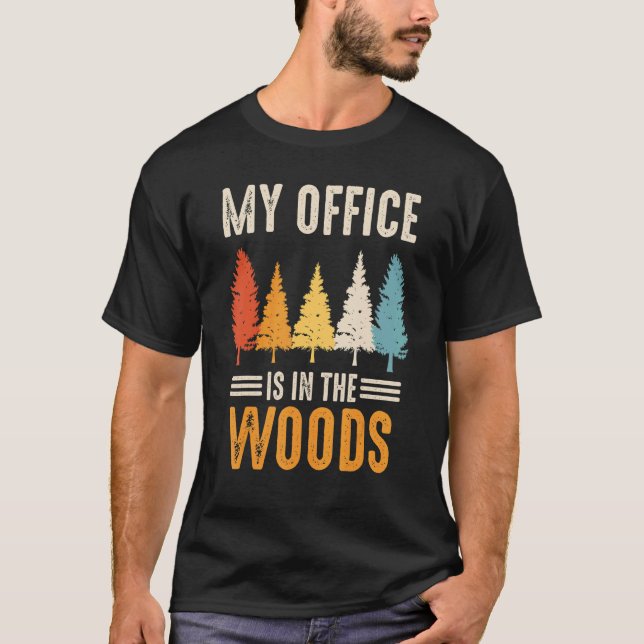 Lumberjack Woodworker Axe Chainsaw T-Shirt (Front)