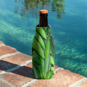 Lush Green Leaves Pattern – Nature Botanical Bottle Cooler