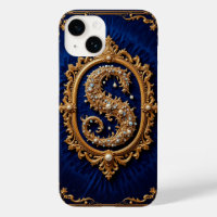 Luxurious Golden Ornate Jewellery Design