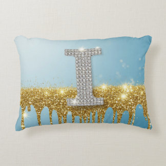 Luxury Diamond Letter I on Gold Glitter Background Decorative Cushion