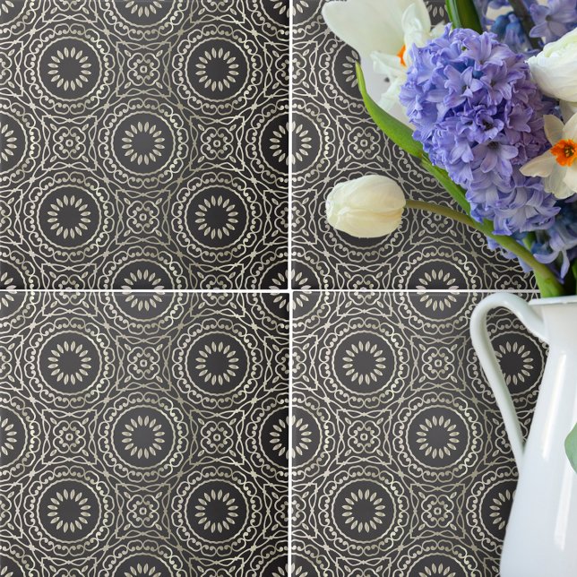 Luxury Elegant Chic Faux Gold And Black Arabesque Tile (Creator Uploaded)