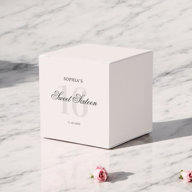 Luxury Elegant Pink Sweet 16 Favour Box (Creator Uploaded)