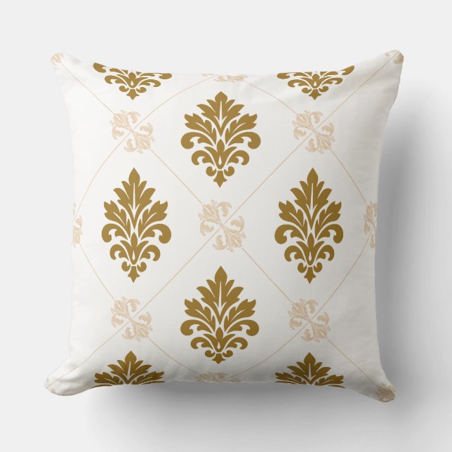 Luxury Gold Damask Seamless Pattern Graphic Cushion (Front)