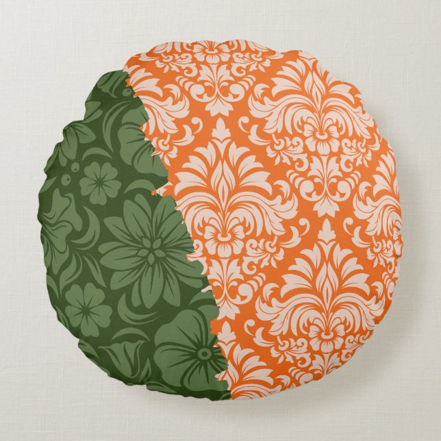 Luxury Ornamental Elements Round Cushion (Front)