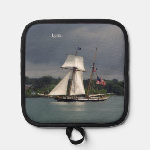 Lynx pot holder