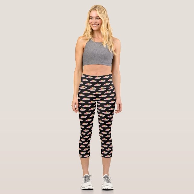 Macaron cartoon illustration  capri leggings (Front)