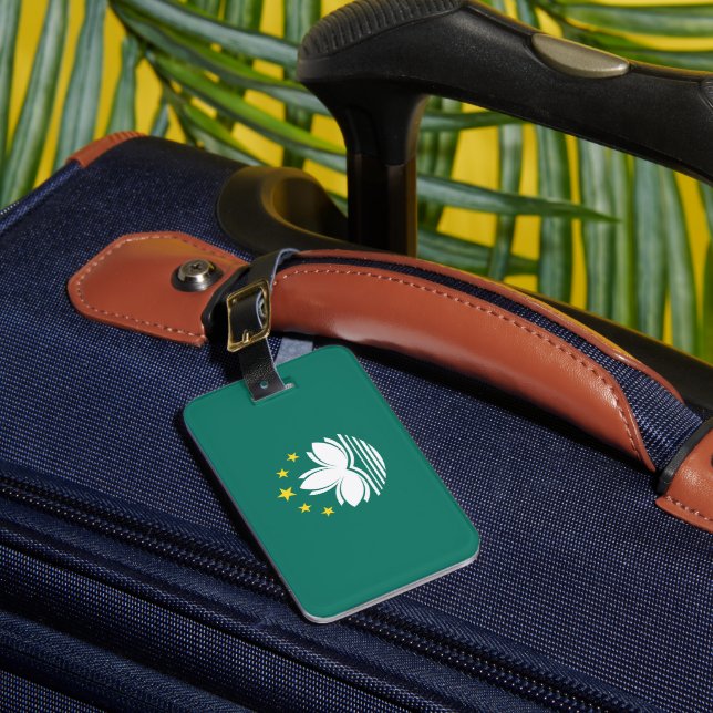 Macau flag luggage tag (Front Insitu 1)