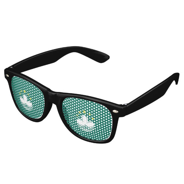 Macau flag retro sunglasses (Angled)