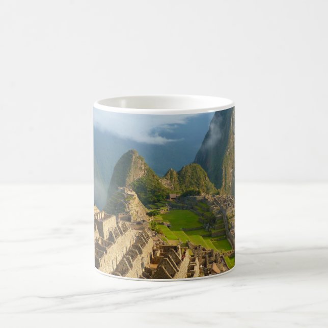 Machu Picchu ruins Magic Mug (Center)