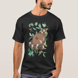 Madagascar Zoo Animal Lover Monkey Tropical Lemur T-Shirt