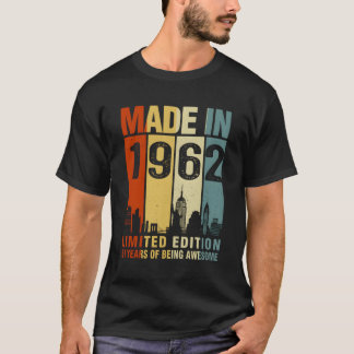 Made In 1962 61 Years Of Being Awesome T-Shirt