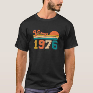 Made in 1976 50th Gifts Vintage 50 Years Old T-Shirt