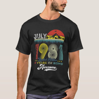 Made In May 1981 40Th Birthday 40 Years Old Quaran T-Shirt
