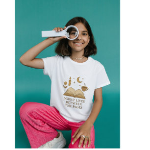 Magic Lives Between the Pages   Vintage Book Lover T-Shirt