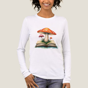 Magic Mushrooms & Book – Fantasy Nature Illustrati Tri-Blend Shirt
