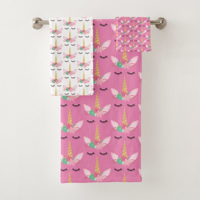 MAGICAL UNICORN DREAMING WHITE BATHROOM TOWEL SET (Insitu)