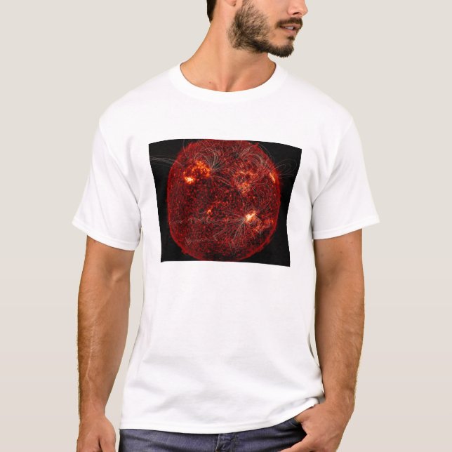 Magnetic field lines on the Sun 3 T-Shirt (Front)