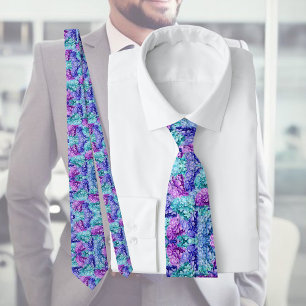 Magnificent hydrangea blossoms       tie