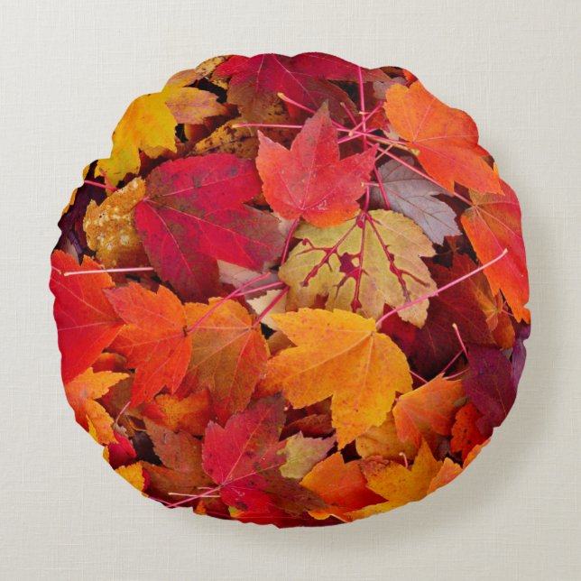 Magnificent Maple Leaves Round Cushion (Front)