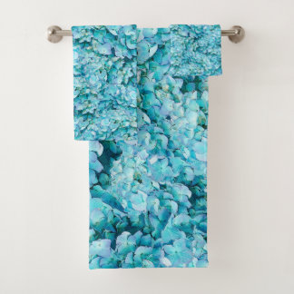 Magnificent, turquoise hydrangea blossoms bath towel set