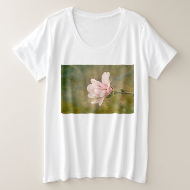 Magnolia Queen Plus Size T-Shirt (Design Front)