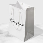 Maid of Honour Modern Proposal Medium Gift Bag<br><div class="desc">"Will You Be My Maid of Honour?" Modern Proposal Gift Bag
features title "Will You Be My Maid of Honour?" in black modern script font style on white background.</div>