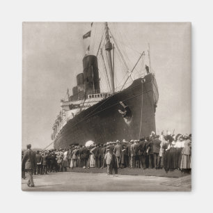 Maiden Voyage of RMS Lusitania 13 Septemeber 1907 Magnet