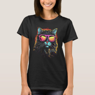 Main Coon - Cool Colourful Main Coon Cat With Sung T-Shirt