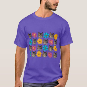 maine coon cat and flower funny cute face mask T-Shirt