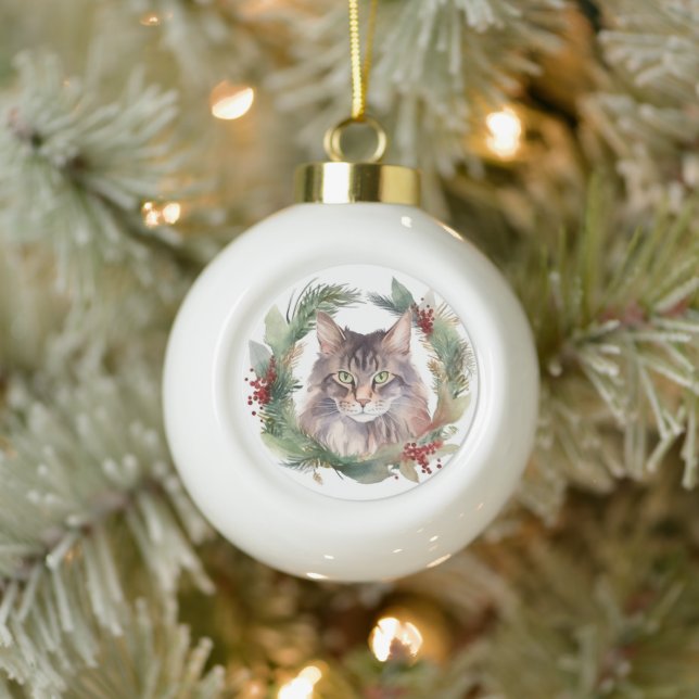 Maine Coon Cat Christmas Wreath Festive Kitten Ceramic Ball Christmas Ornament (Tree)