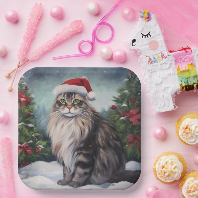 Maine Coon Cat in Snow Christmas Paper Plate (Party)