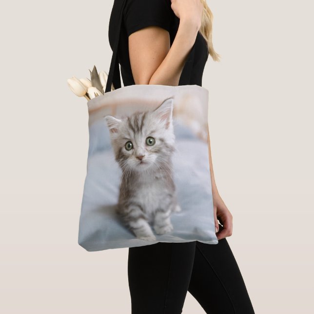 Maine Coon Kitten Tote Bag (Close Up)