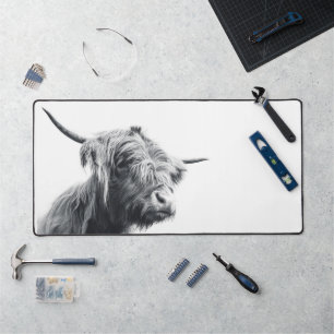 Majestic Highland cow black and white Desk Mat