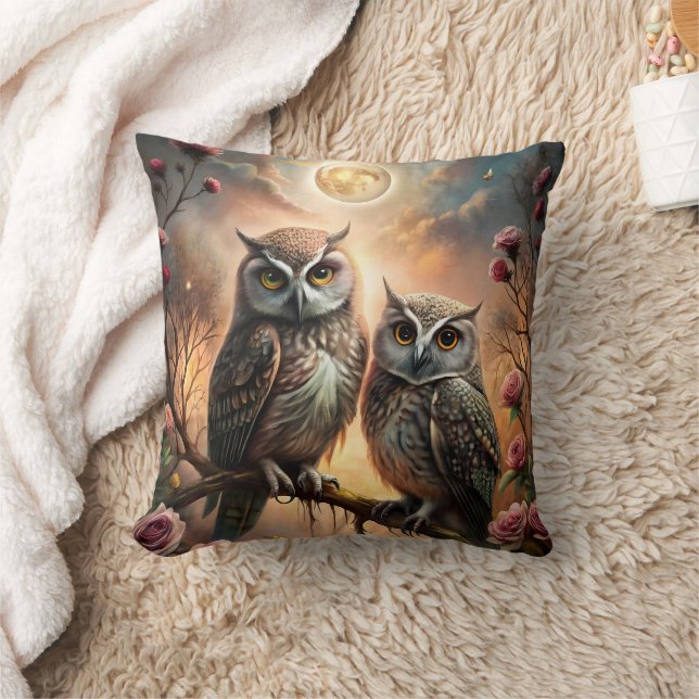 Majestic Owl Design Cushion (Blanket)