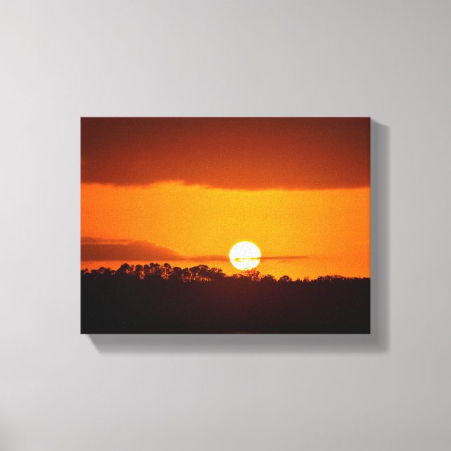 Majestic sunset over the river canvas print (Front)