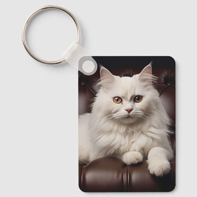 Majestic white cat key ring (Front)