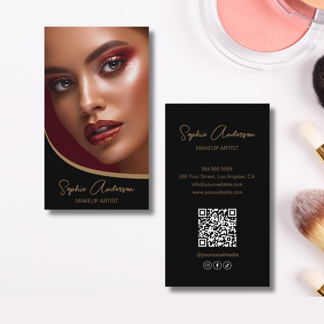 Makeup Artist Modern Script Black and Gold Business Card (Makeup Artist Modern Script Black and Gold Business Card)