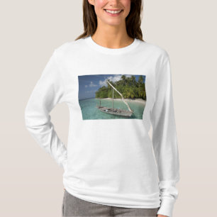 Maldives, North Male Atoll, Island of Kuda T-Shirt