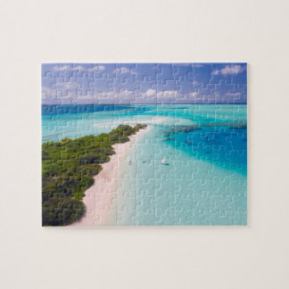 Maldives puzzle