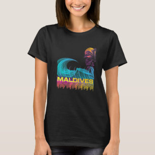 Maldives  Retro 80s Style Vintage Vaporwave Surf T-Shirt