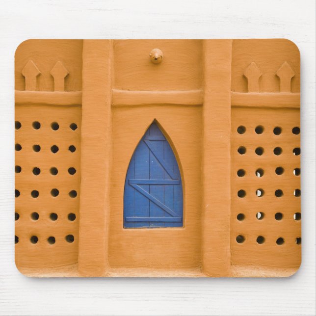 Mali, Segou. Traditional mud brick building Mouse Pad (Front)