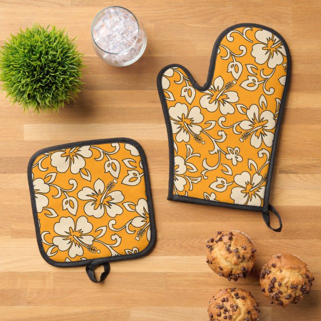 Malia Hawaiian Hibiscus Floral Gold Oven Mitt & Pot Holder Set (Top Down)