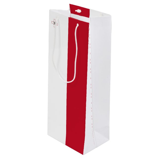 Malta flag wine gift bag (Front Angled)
