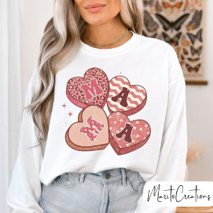 Mama Retro Groovy,Hearts Mama, Mother's Day, Sweatshirt
