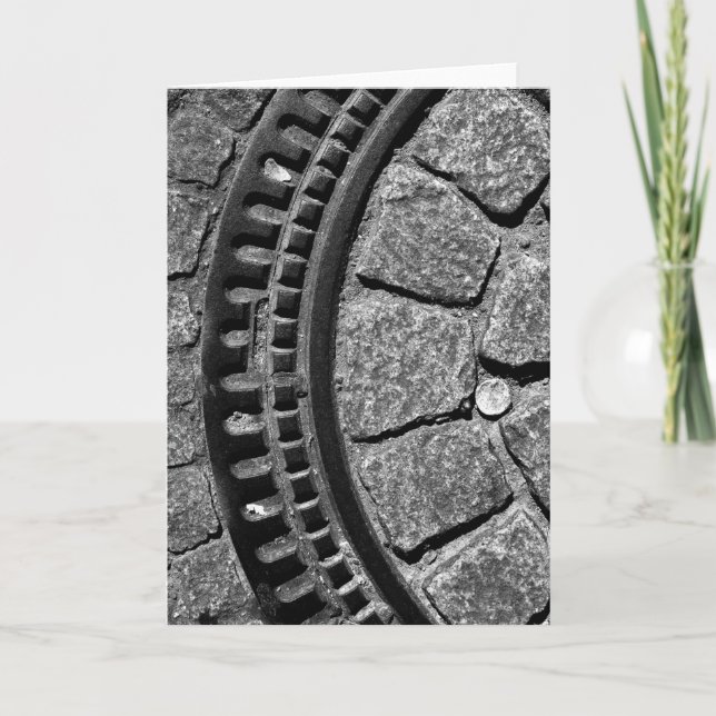 MAN HOLE COVER, STRASBOURG, FRANCE CARD (Front)