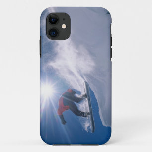 Man jumping off a large cornince on a snowboard Case-Mate iPhone case