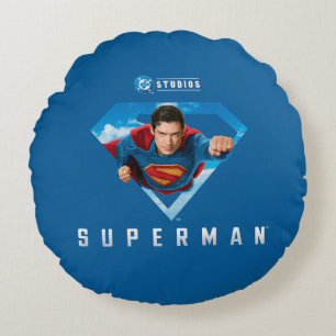 Man of Steel in Flight Round Cushion